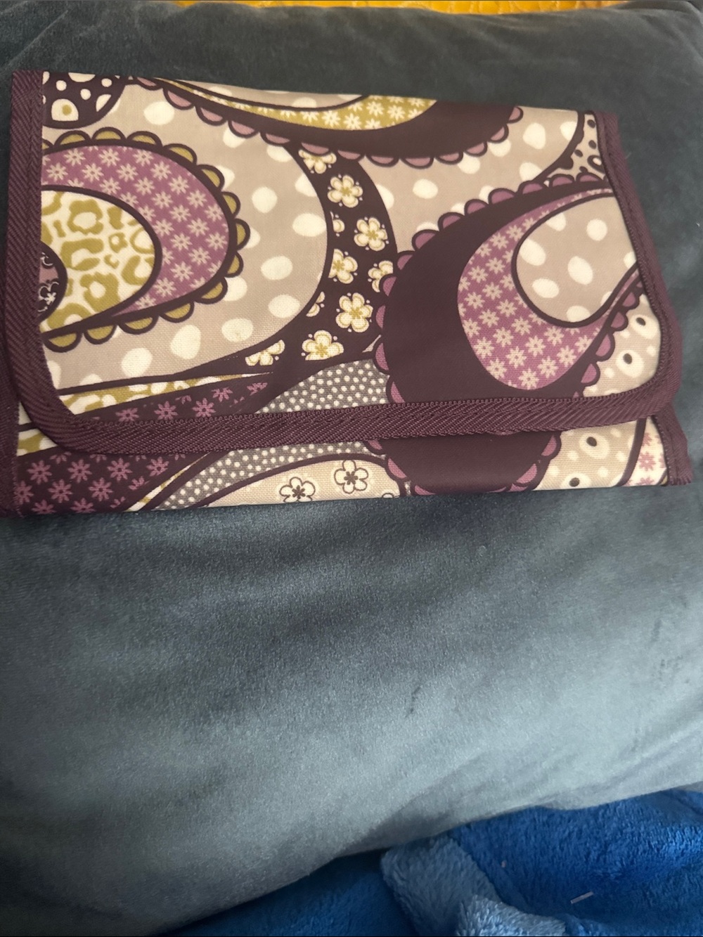 thirty-one Paisley Fold-Up Cosmetic Organizer in Plum, Cream and Olive